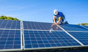 Installation et mise en production des panneaux solaires photovoltaïques à Saint-Cezaire-sur-Siagne